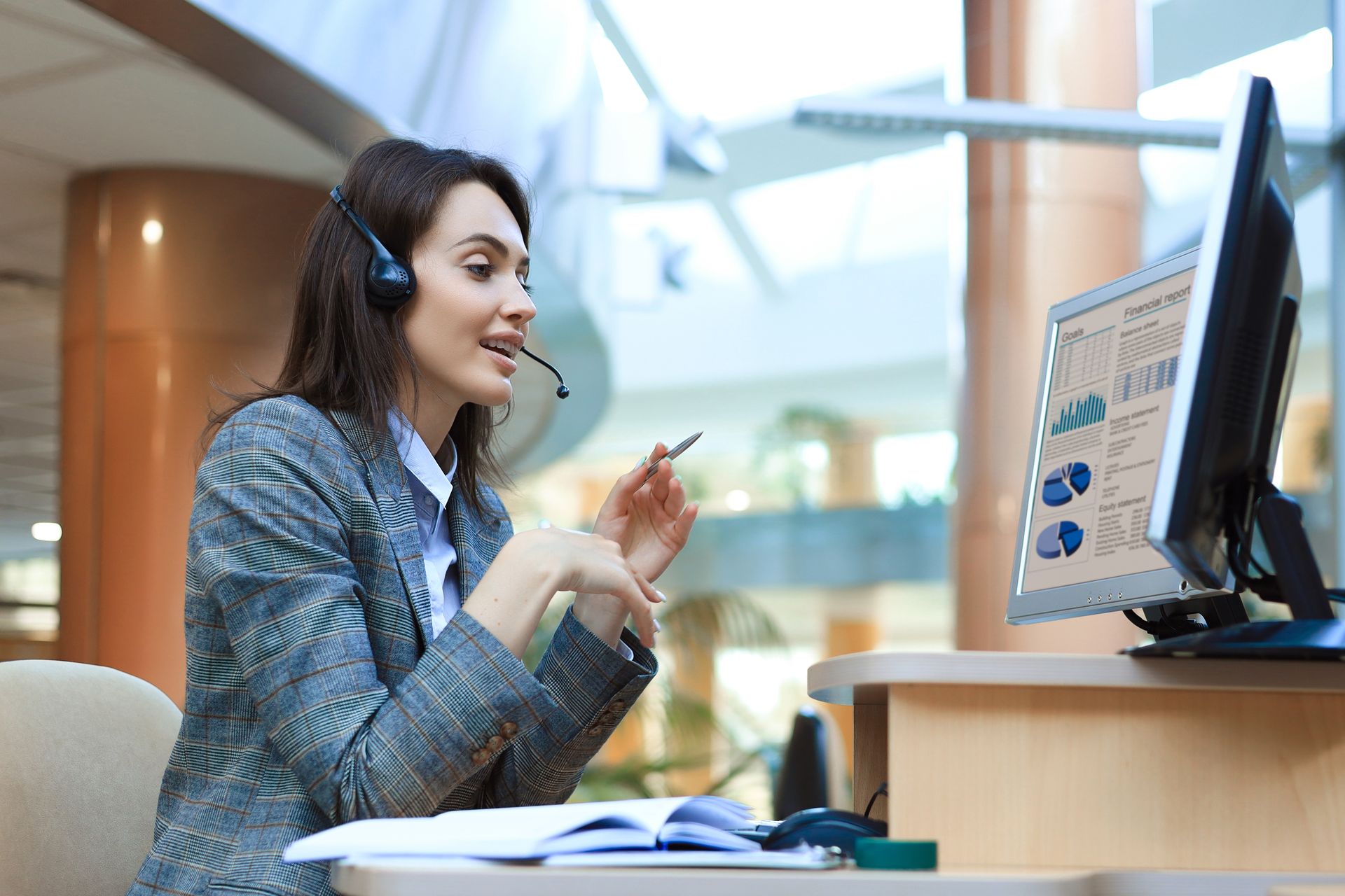 How Much Does a Virtual Assistant Cost in 2025 | Virtual Assistant Service